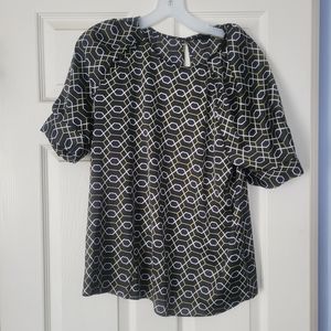 Worthington brand Keyhole back blouse